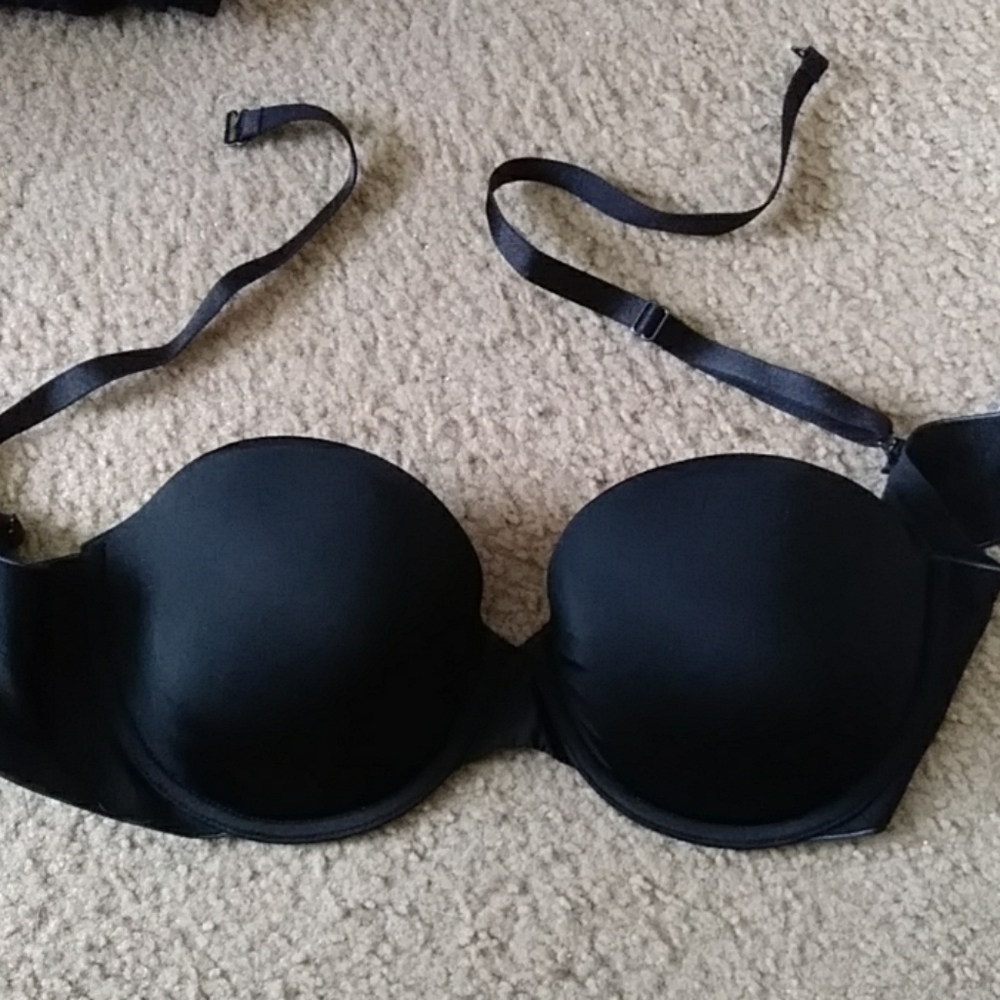 34D Black Strapless Victoria Secret Bra